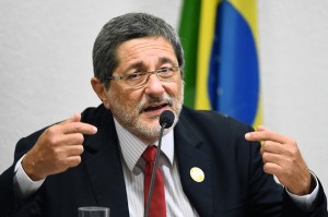 MK-CS750_PETROB_J_20150211174647