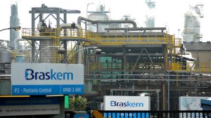 braskem-industria-petroquimica-20130119-0059-size-598