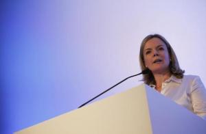 Brazil's Chief of Staff Gleisi Hoffmann talks to the audience during a forum about infrastructure in Brazil, in Sao Paulo February 5, 2013.   REUTERS/ Nacho Doce