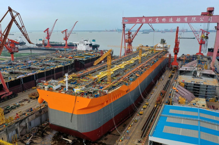 FPSO-H1498-ship-out-of-dock.